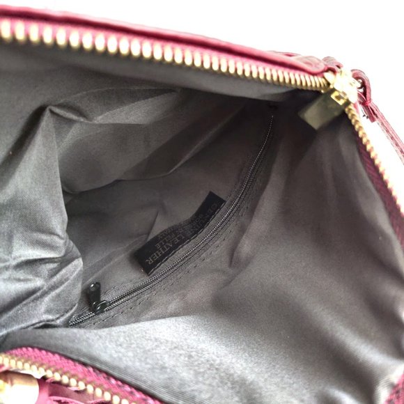 Vera Pelle Fold-over Leather Crossbody Item #3894 - Picture 7 of 9